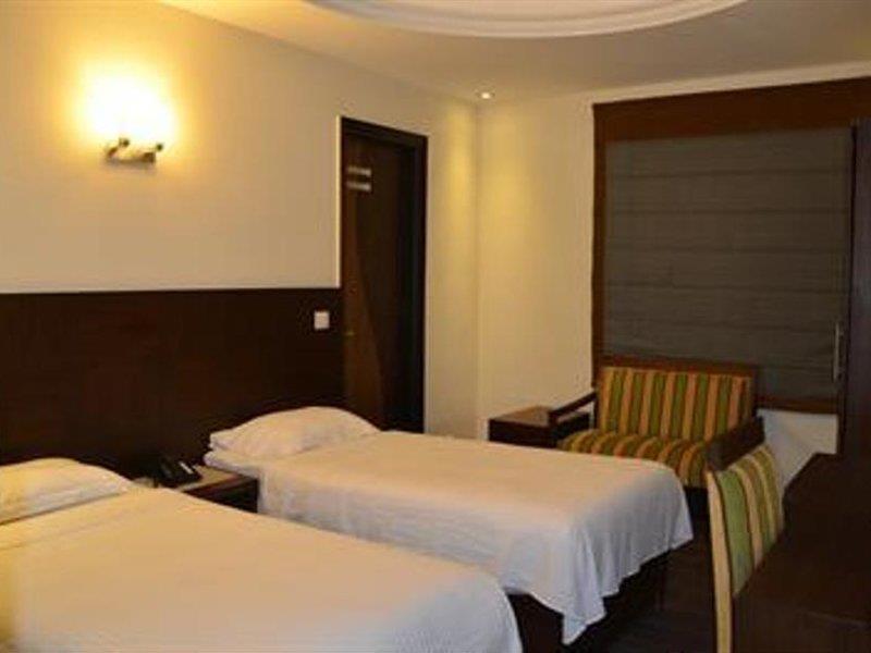 Fabhotel Marble Arch Karol Bagh Делі Екстер'єр фото