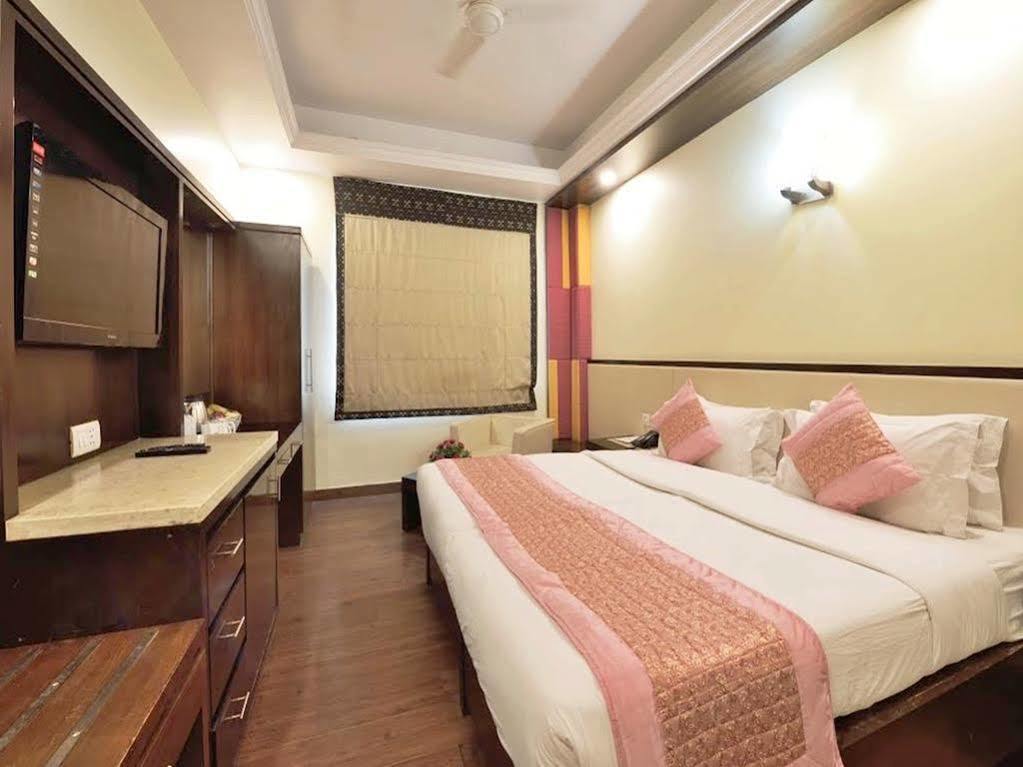 Fabhotel Marble Arch Karol Bagh Делі Екстер'єр фото