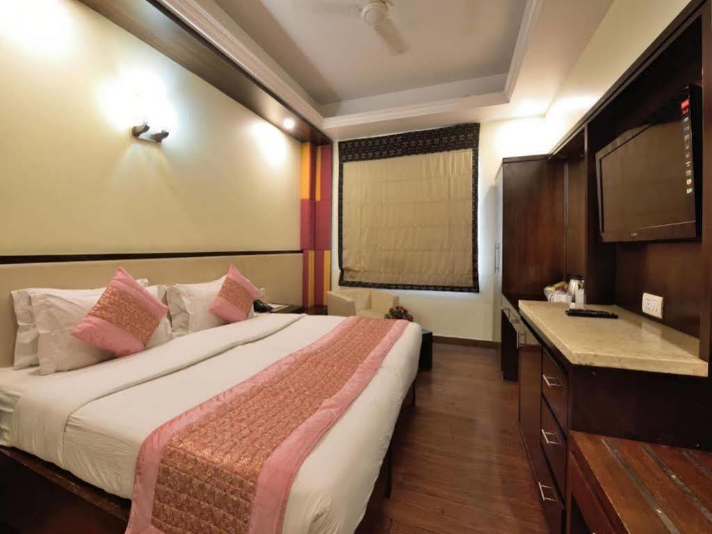 Fabhotel Marble Arch Karol Bagh Делі Екстер'єр фото